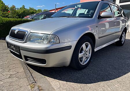 Skoda Octavia Combi 2,0 Ambiente Climatronic + 1. Hand