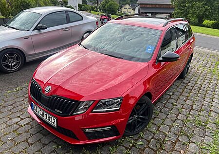 Skoda Octavia 2.0 TDI DSG 4x4 RS Combi