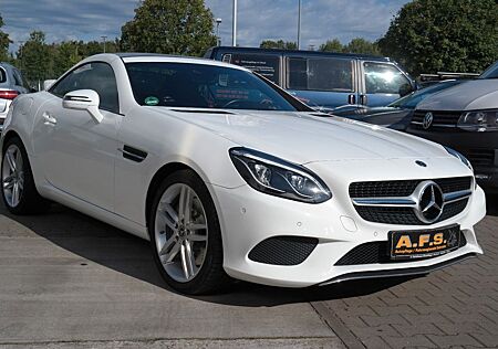 Mercedes-Benz SLC 300 Airscarf/Leder/Autom./9G/LED/Panorama