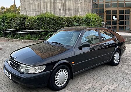 Saab 900 2.0i S Coupé S