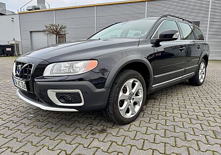 Volvo XC 70 XC70 Summum - LEDER+SHZ+NAVI+XENON+PDC+AHK+ST-HZ