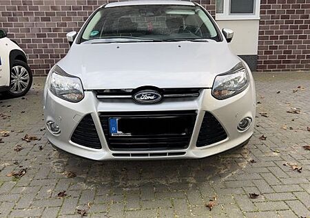 Ford Focus 1,6 EcoBoost 110kW Titanium Titanium