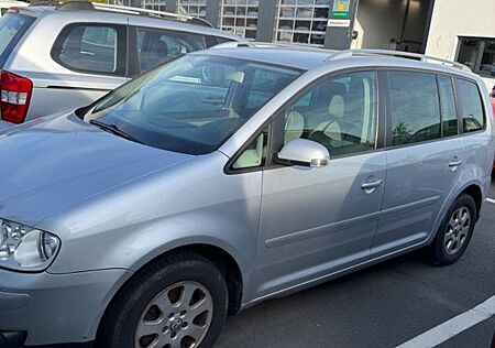 VW Touran Volkswagen 2.0 TDI