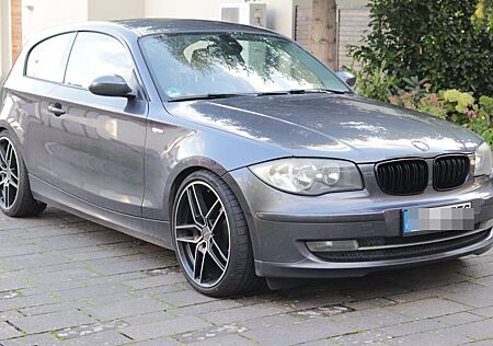 BMW 118i -