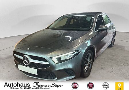 Mercedes-Benz A 250 gebraucht kaufen Mercedes-Benz A 250 NAVI LED PDC SHZ