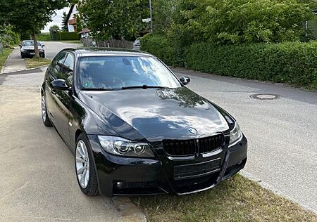 BMW 325xi -