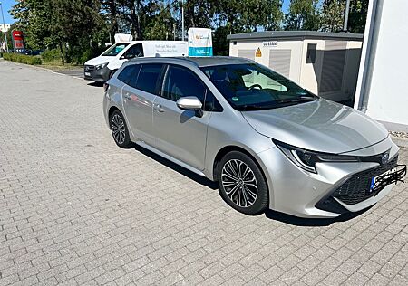 Toyota Corolla 1,8 Hybrid Team Deutschl Touring Spo...