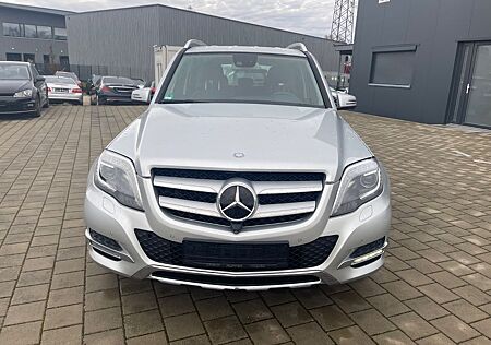 Mercedes-Benz GLK 350 4-Matic*Distronic *Navi*360Grad*AHK!!!