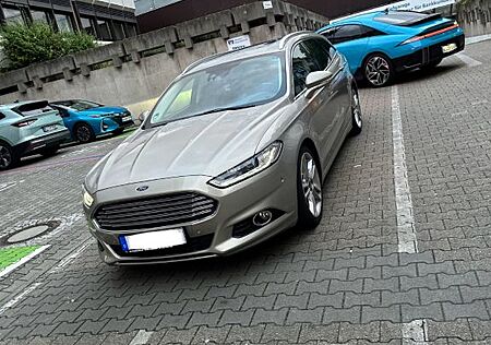 Ford Mondeo Wartungsfrei / Hingucker!