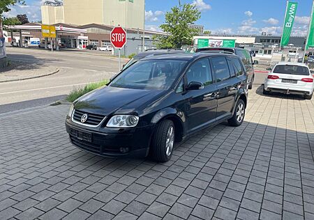 VW Touran Volkswagen 1.6 FSI Trendline