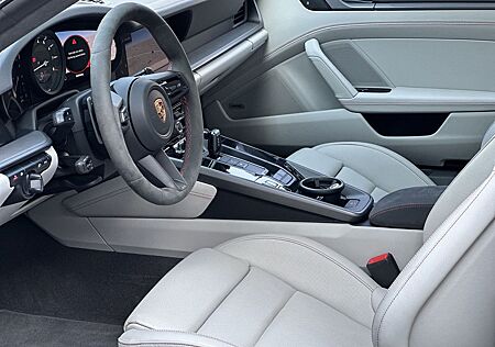 Porsche 992 911 S Coupe SPORTDESIGN-ABGAS-CHRONO*BOSE*SS