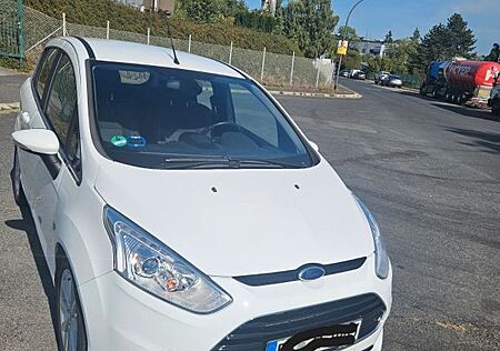 Ford B-Max 1,0 EcoBoost 74kW S/S Titanium Titanium