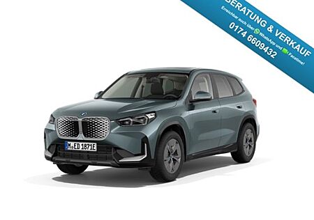BMW iX1 20 eDrive LED Navi Kamera Pano Lenkradhzg