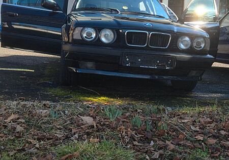 BMW 525 525tds touring Kat 525tds