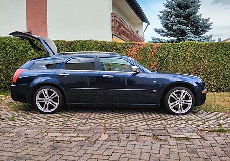 Chrysler 300C Touring 3.0 CRD Autom. -