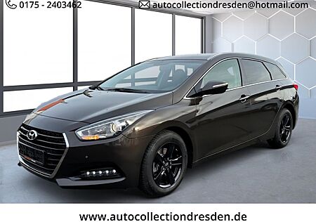 Hyundai i40 cw blue Trend 1,6 Ltr.-99 kW KAT