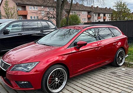 Seat Leon ST 1.8 TSI 180PS. Xcellence DSG .Automatik