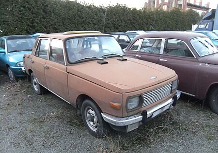 Wartburg 353 1.HAND Schiebedach (Filmauto Tschäpe NSU)