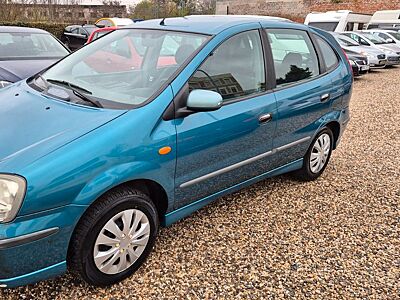 Nissan Almera Tino Acenta