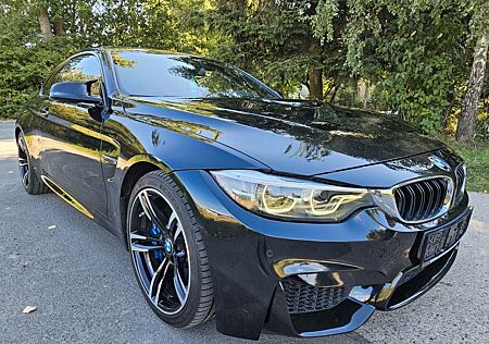 BMW M4 COUPE * CARBON * - auch Mietkauf ohne Schufa