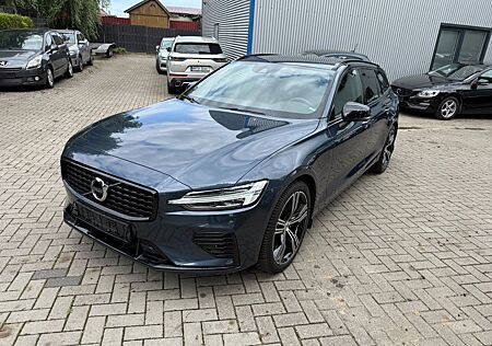 Volvo V60 Kombi R Design Recharge Plug-In Hybrid AWD