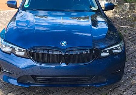 BMW 318 d touring standheizung anhängerkupplung top