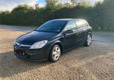 Opel Astra 1.4 Twinport Edition Edition