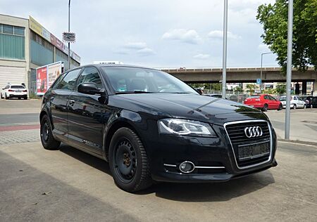 Audi A3 Sportback 1.4 TFSI Ambiente Langstrecken KM