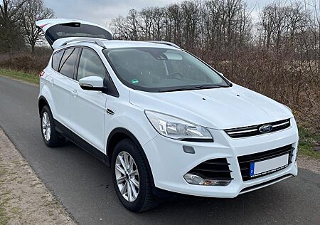 Ford Kuga 2,0 TDCi 2x4 110kW