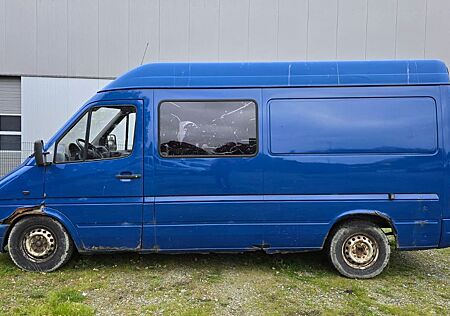Mercedes-Benz Sprinter gebraucht kaufen Mercedes-Benz Sprinter Kasten 208 CDI AUTOMATIK