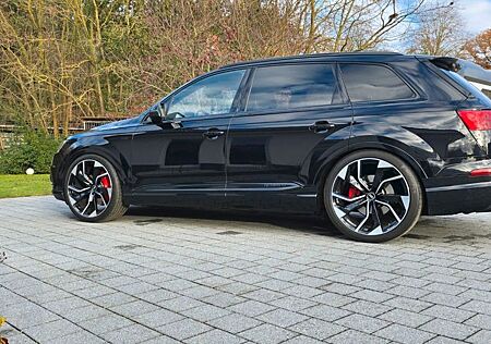 Audi Q7 3.0 TDI SQ7 Umbau, 23 Zoll, Matrix , 7 Sitze
