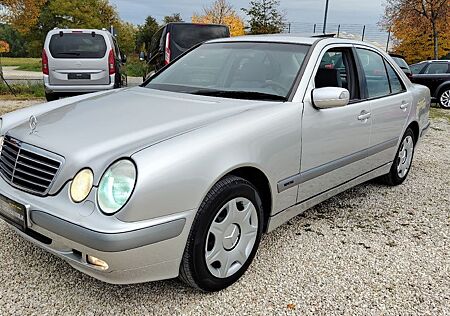 Mercedes-Benz E 280 V6 Lim. Automatik Xenon* 1.Hand* TOP*