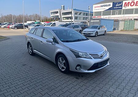 Toyota Avensis Kombi 1.8 Life Automatik Alu Navi Kamera