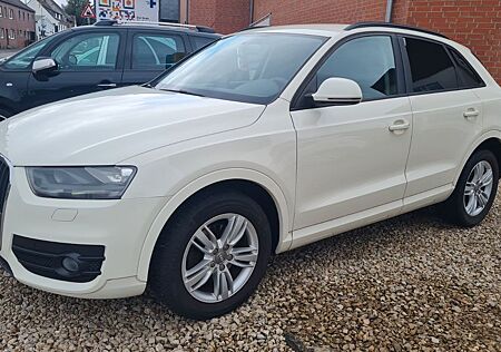 Audi Q3 2.0 TDI, Tüv Neu
