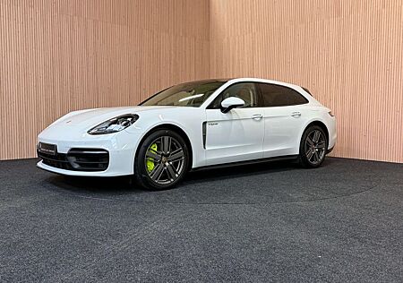 Porsche Panamera 4 E-Hybrid Sport Turismo Plati