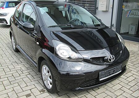 Toyota Aygo (X) Aygo "AYGO Black"