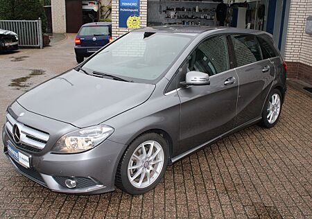 Mercedes-Benz B 180 *Navi*Sitzh.*17 Zoll*Sportpaket*