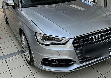 Audi S3 2.0 TFSI S tronic quattro Sportback -