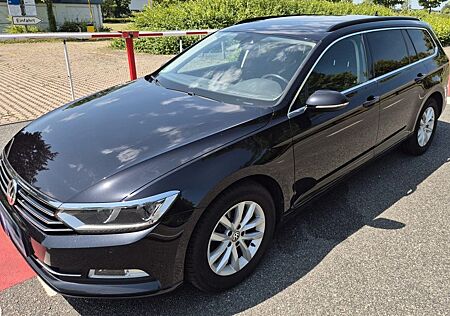 VW Passat Volkswagen 2.0 TDI SCR 110kW DSG Comfortl. Varia...