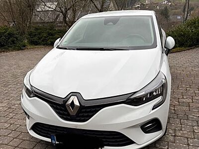 Renault Clio Hybrid 2021 mit wenig KM