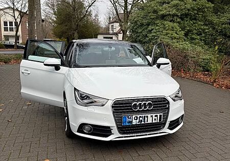 Audi A1 1.4 TFSI cod S tronic S line Sportback S line