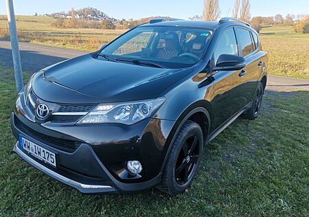 Toyota RAV 4 2,2 S- 4x4