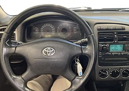 Toyota Avensis 1.6 linea terra linea terra