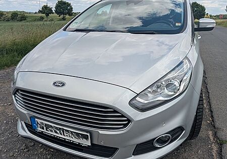 Ford S-Max gebraucht kaufen Ford S-Max 1,5 EcoBoost Titanium
