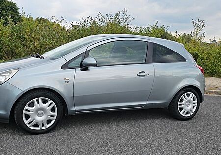 Opel Corsa 1.4 Selection Selection