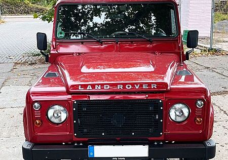 Land Rover Defender 90 TD4 E