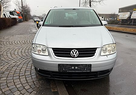 VW Touran Volkswagen Highline 015566394341