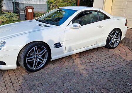 Mercedes-Benz SL 500 - R230 AMG-Paket, AMG-Felgen 19 Zoll