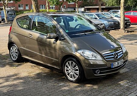 Mercedes-Benz A 160 ELEGANCE BlueEFFICIENCY ELEGANCE