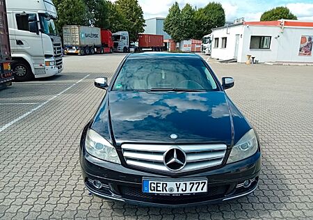 Mercedes-Benz 200